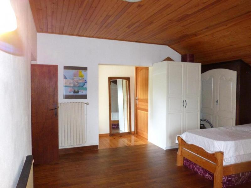 Propriété - 266 m² - 9 pièces