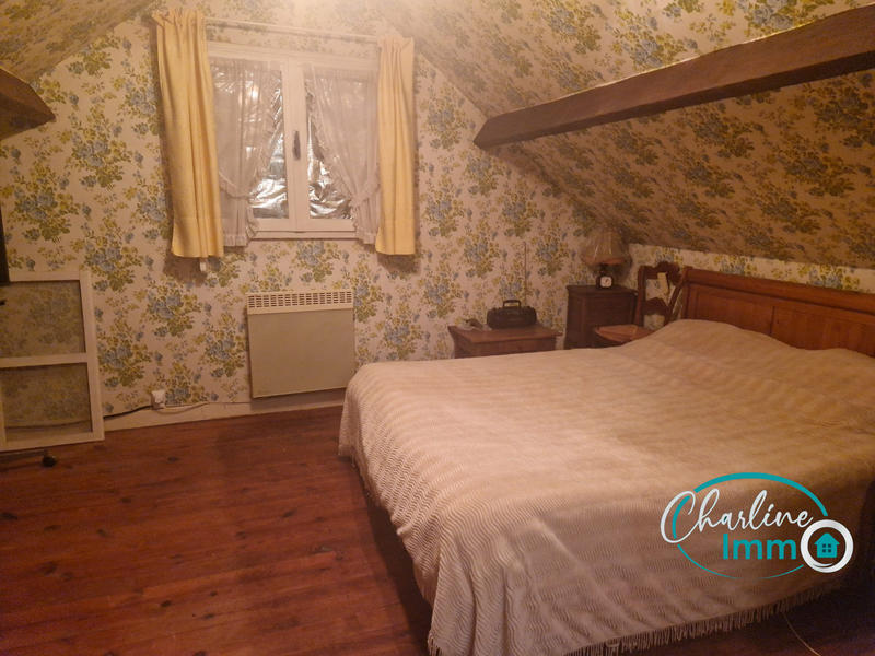 Maison - 5 000 m² - 3 pièces