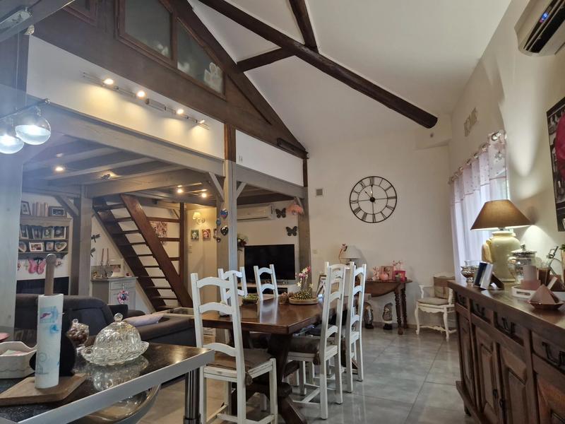 Maison de village - 220 m² - 6 pièces