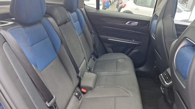 Lynk &amp; Co 01 1.5 Phev 261 Ch Dcth7