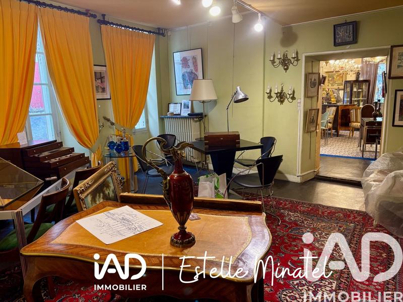 Immeuble - 195 m² - 2 pièces