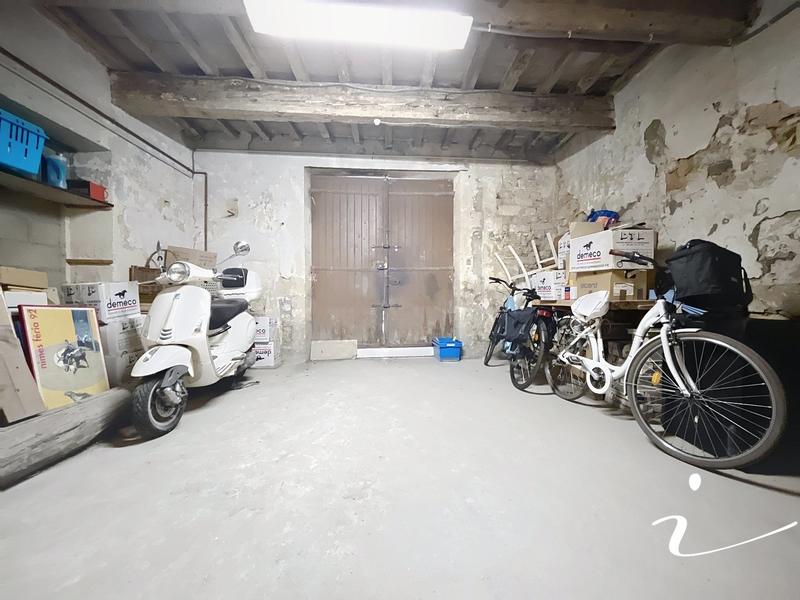 Appartement bourgeois - 86 m² - 3 pièces