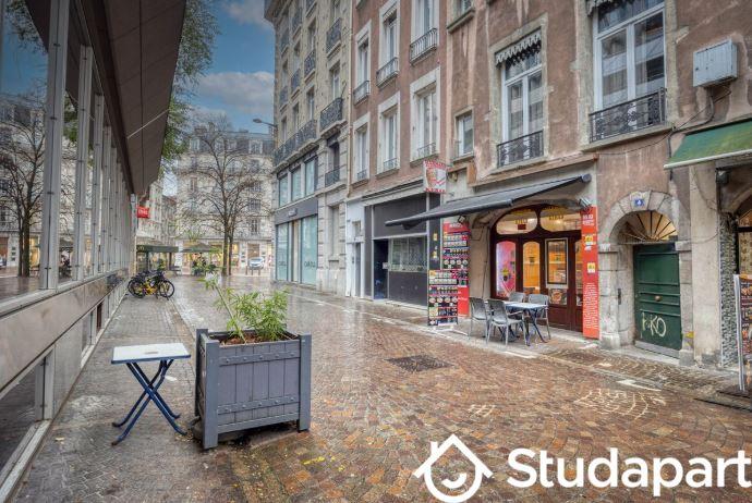 Appartement - 10 m² - 1 pièce