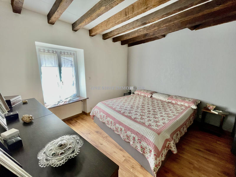 Maison traditionnelle - 155 m² - 6 pièces