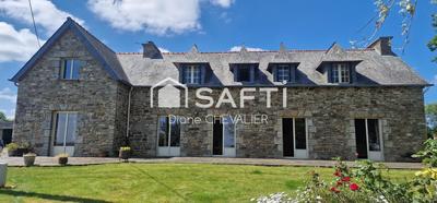 Maison - 222 m² - 8 pièces