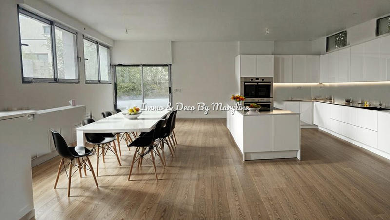 Maison - 200 m² - 6 pièces