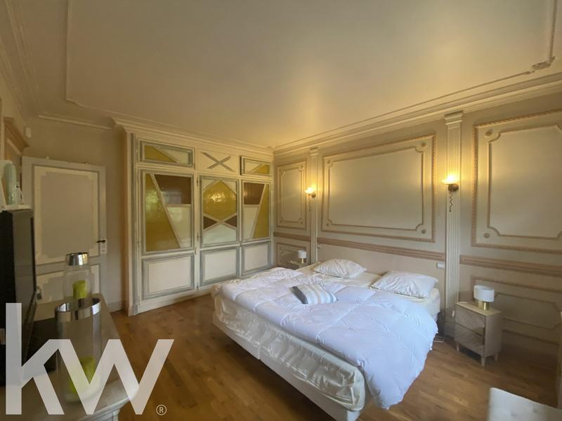 Maison - 190 m² - 6 pièces