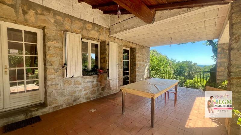 Maison - 175 m² - 7 pièces