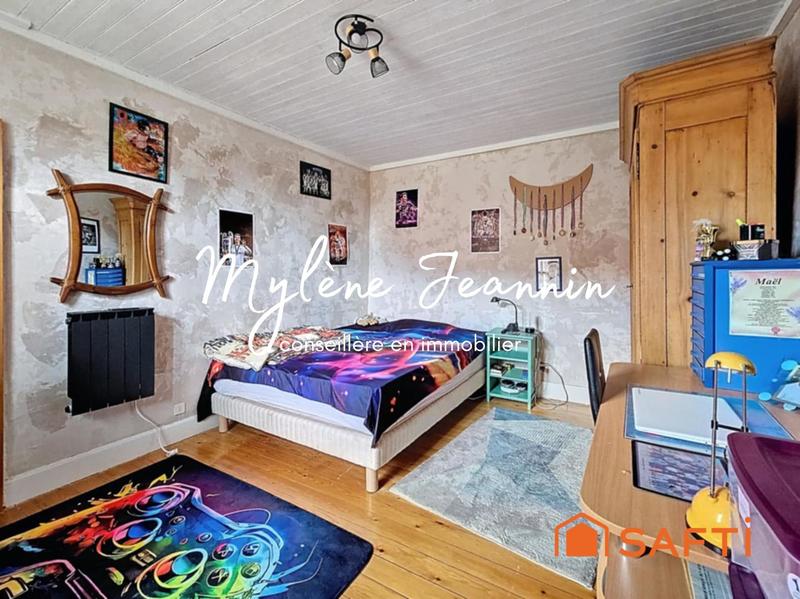 Maison - 238 m² - 7 pièces