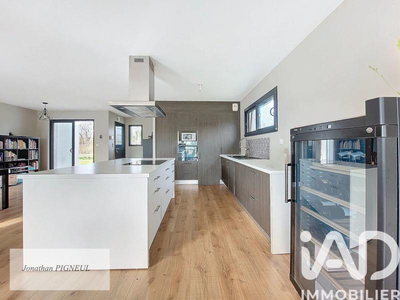 Château - 135 m² - 5 pièces