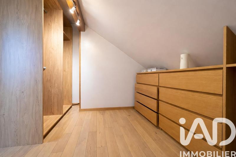 Maison - 180 m² - 6 pièces