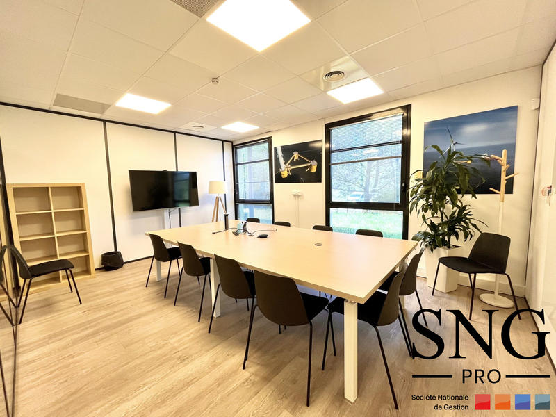 Bureau - 450 m²