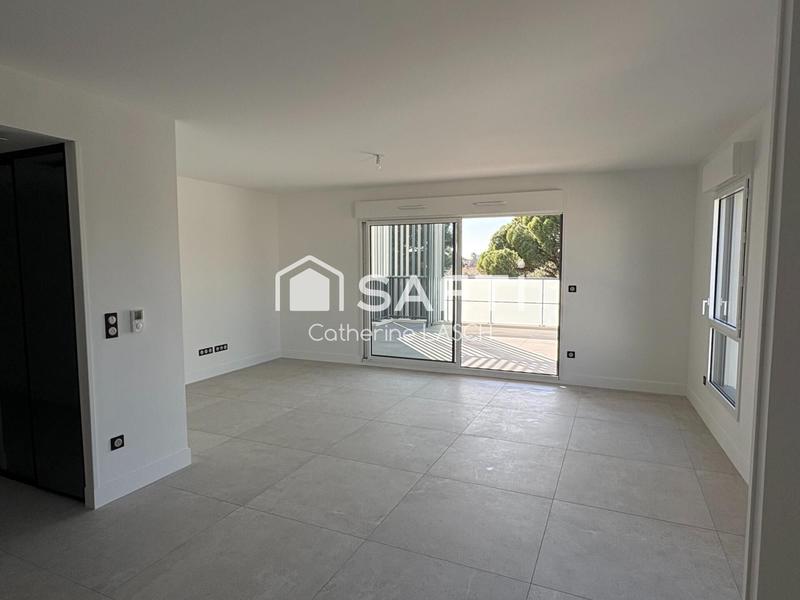 Appartement - 84 m² - 3 pièces