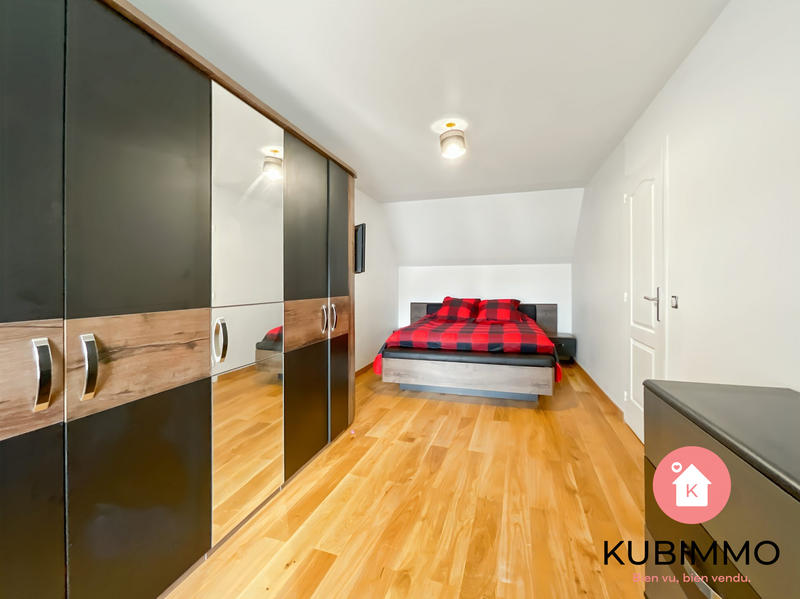 Maison - 105 m² - 6 pièces