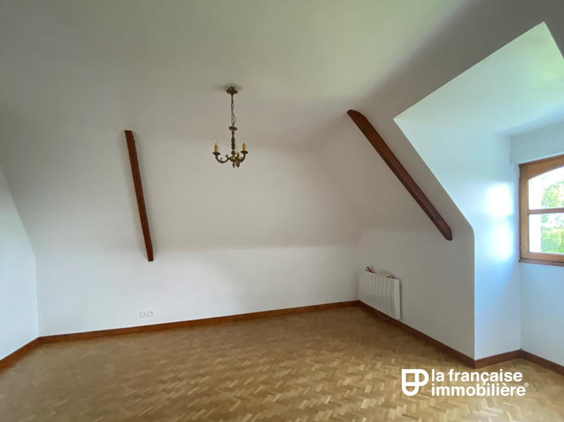 Maison - 182 m² - 6 pièces