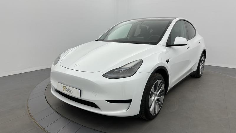 Tesla Model y Standard Rwd