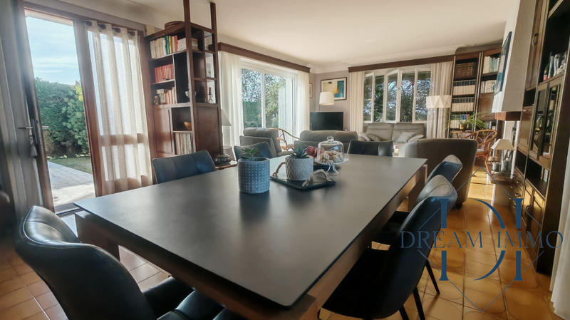 Maison - 140 m² - 4 pièces