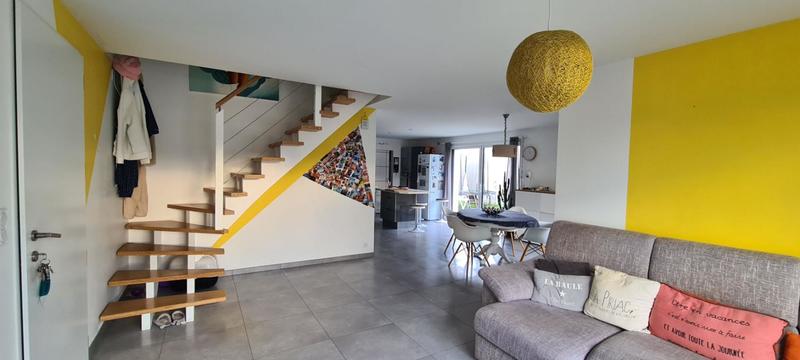 Maison - 103 m² - 5 pièces