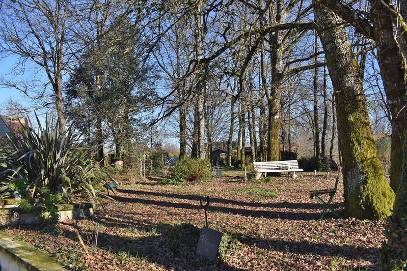 Maison - 201 m² - 5 pièces