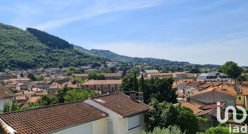 Appartement - 92 m² - 4 pièces