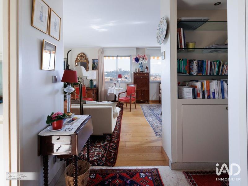 Appartement - 85 m² - 3 pièces