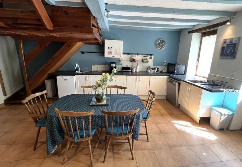 Maison - 295 m² - 10 pièces