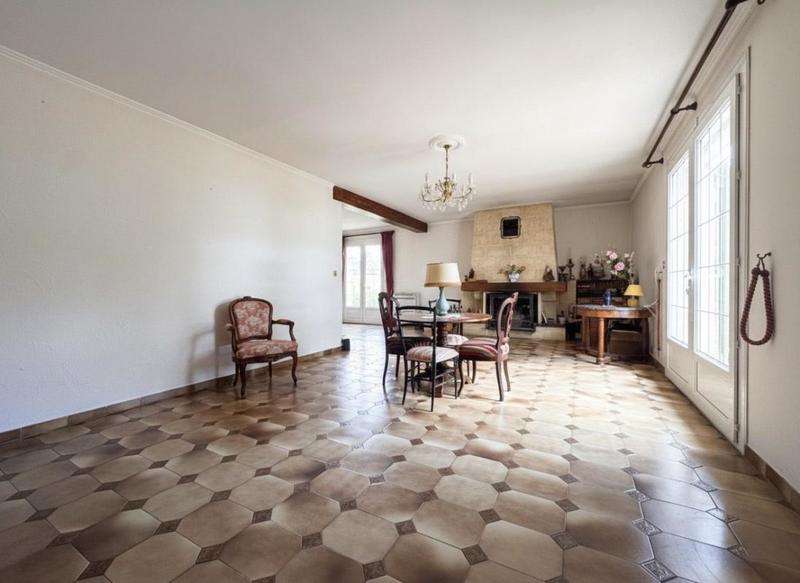 Maison - 198 m² - 7 pièces