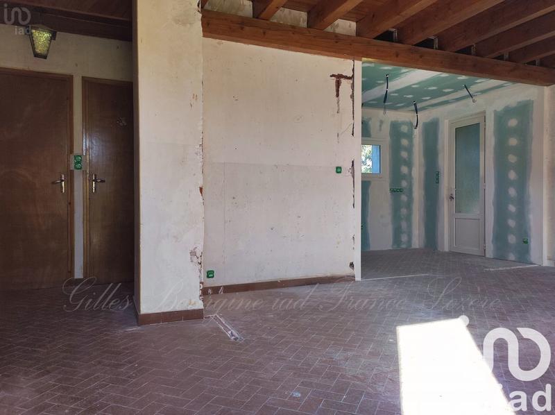 Maison - 95 m² - 5 pièces