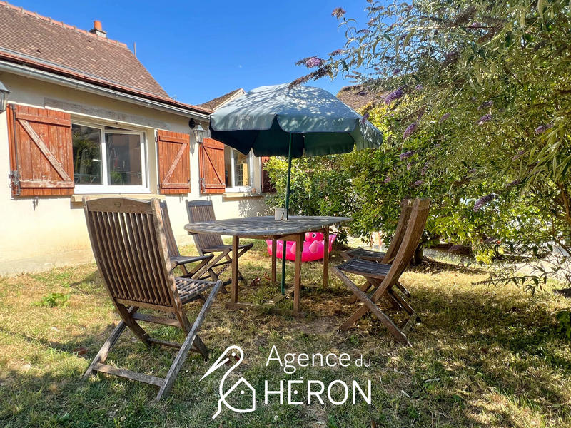 Maison - 177 m² - 9 pièces