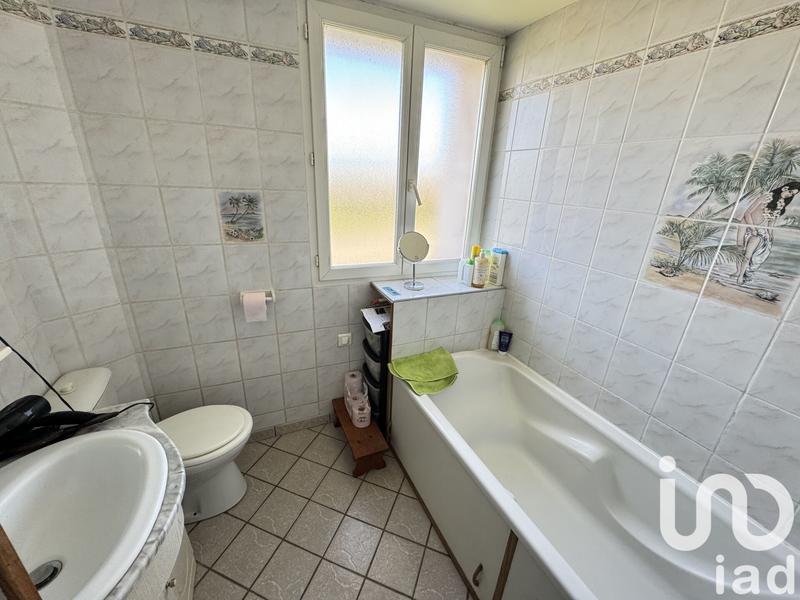 Maison - 90 m² - 5 pièces