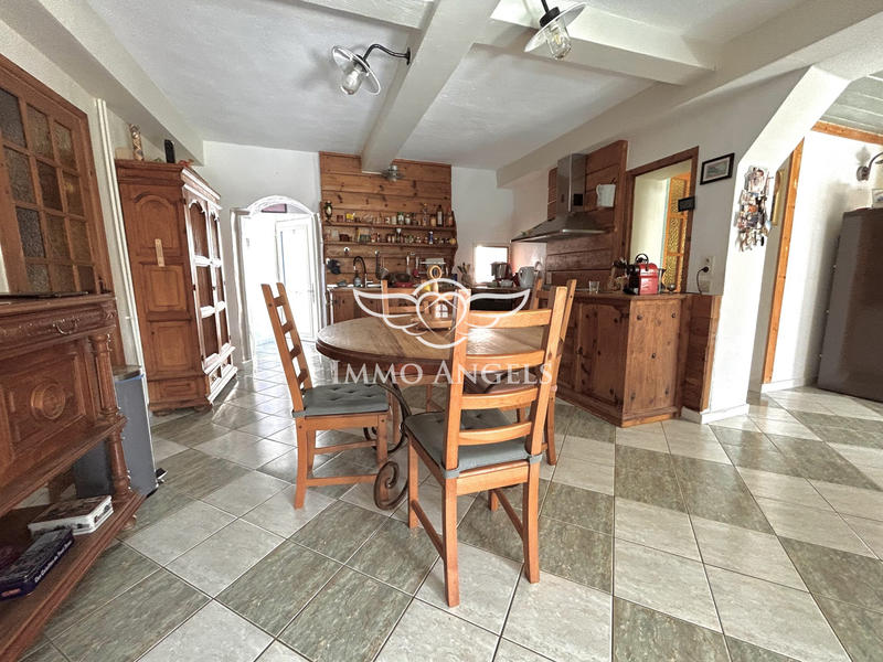 Maison traditionnelle - 123 m² - 4 pièces