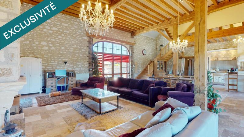 Maison - 340 m² - 7 pièces