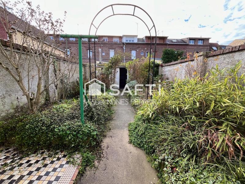 Maison - 64 m² - 4 pièces