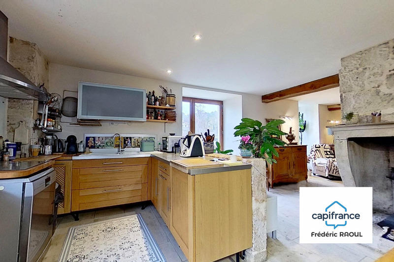 Maison - 199 m² - 7 pièces