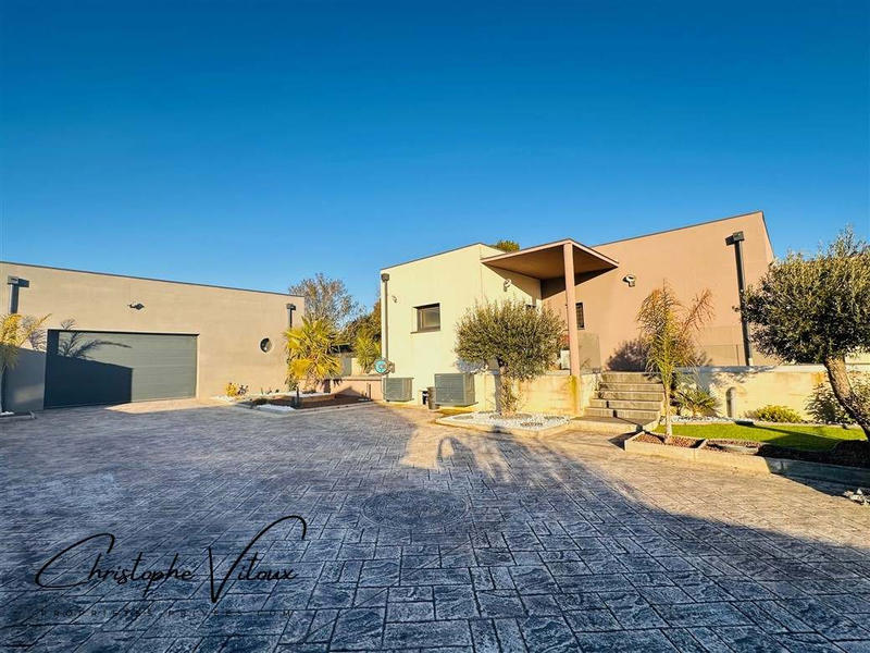 Villa - 145 m² - 6 pièces