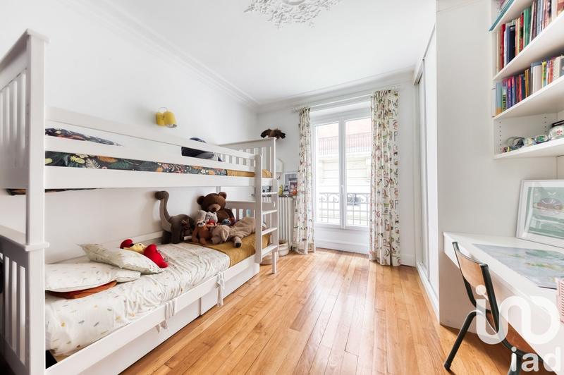 Appartement - 80 m² - 4 pièces