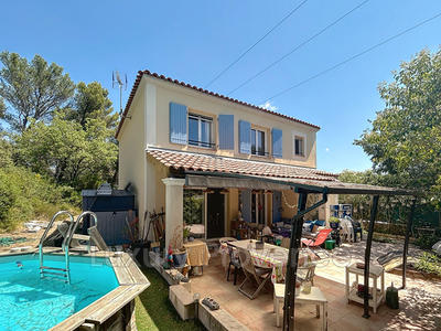 Maison - 100 m² - 5 pièces