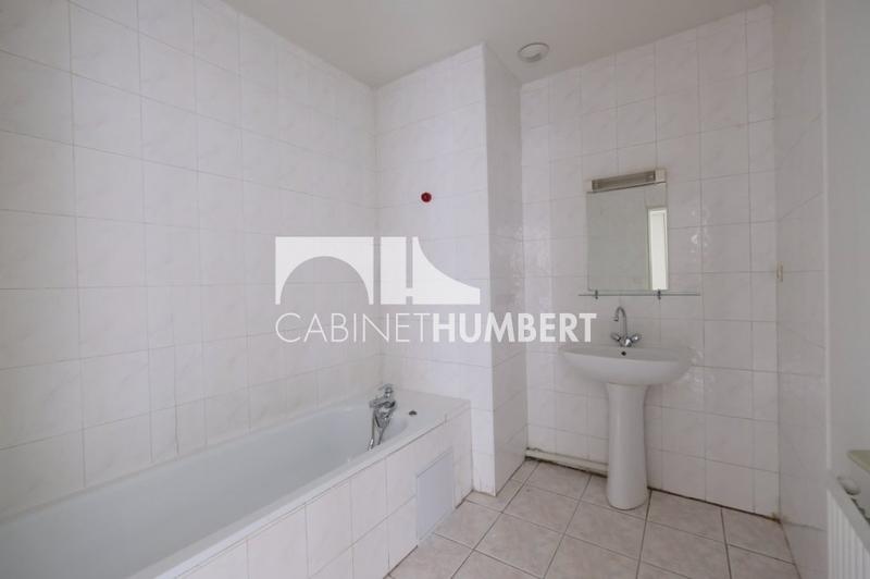 Appartement - 85 m² - 3 pièces