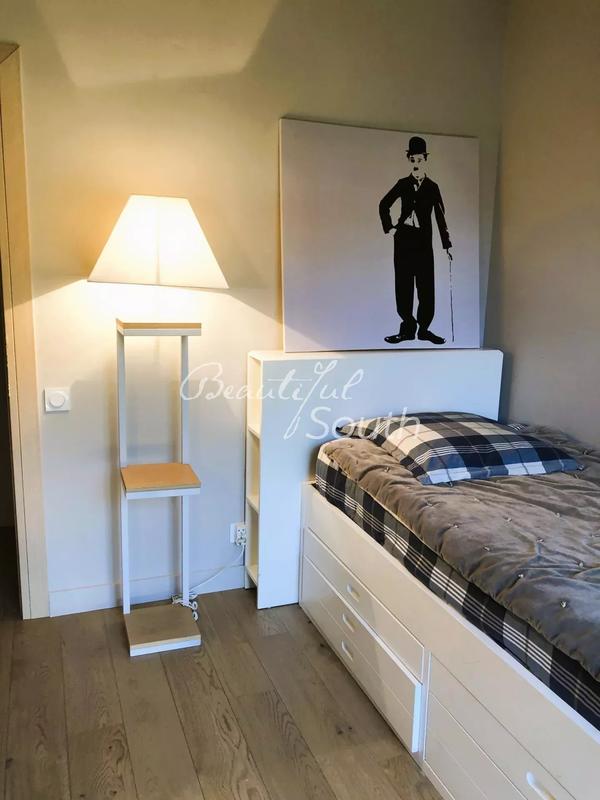 Maison - 200 m² - 6 pièces