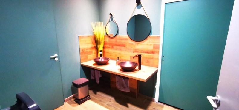 Local d'activité / Entrepôt - 1 790 m² - 10 pièces