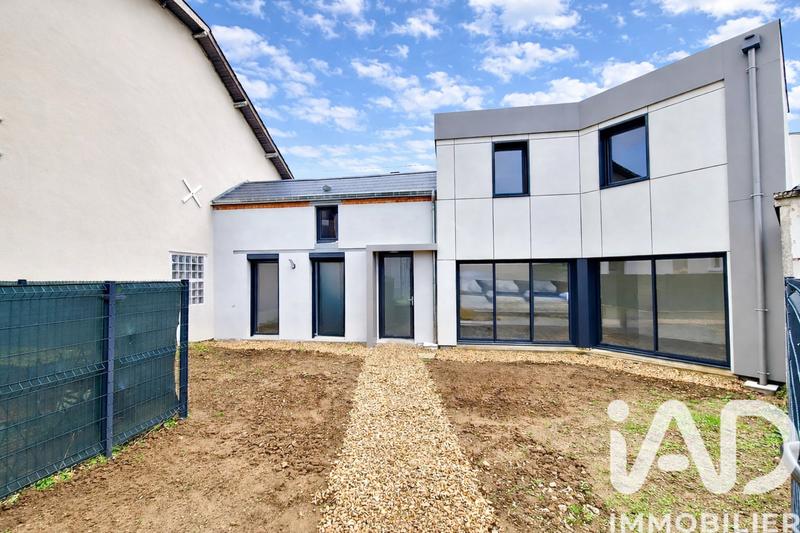 Maison - 91 m² - 5 pièces