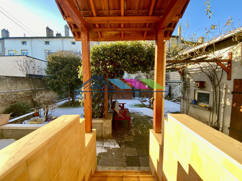 Maison - 113 m² - 6 pièces