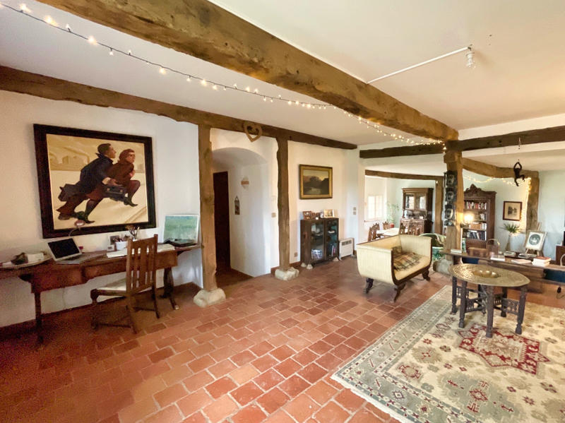 Maison - 200 m² - 8 pièces