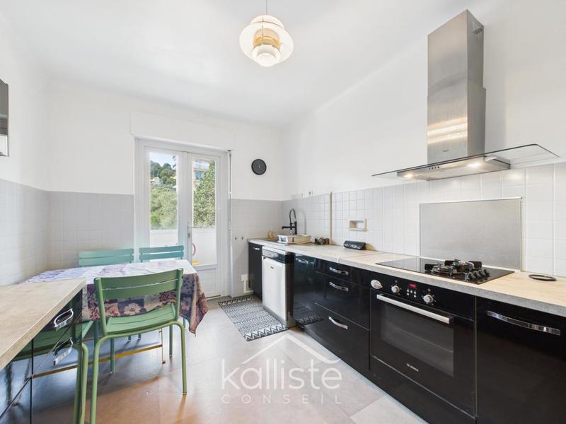 Appartement - 87 m² - 3 pièces