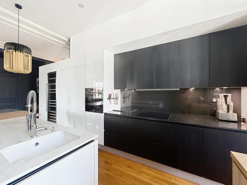 Bureau - 160 m² - 4 pièces