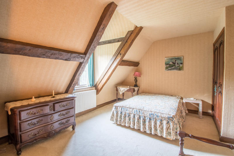 Propriété - 293 m² - 5 pièces