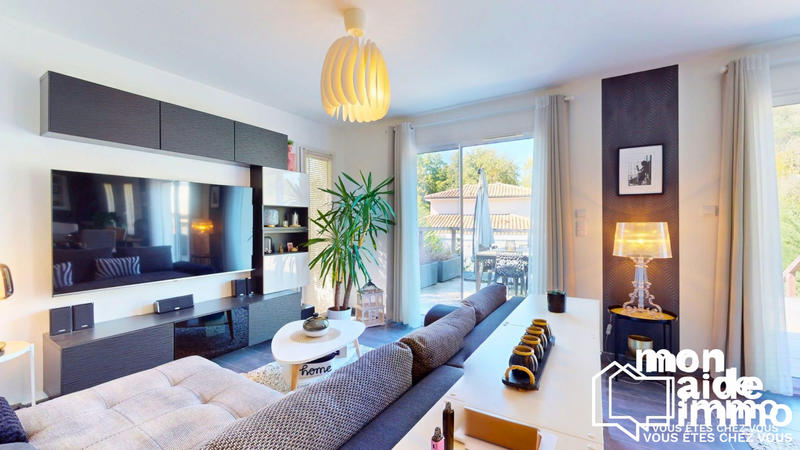 Maison - 100 m² - 5 pièces