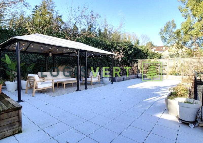 Appartement - 106 m² - 4 pièces