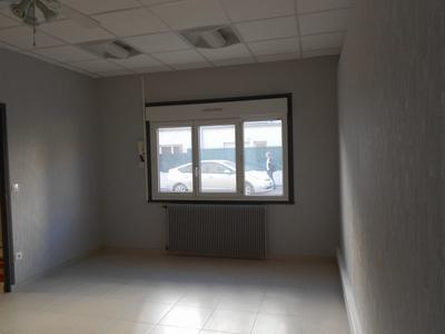 Local commercial - 65 m² - 3 pièces