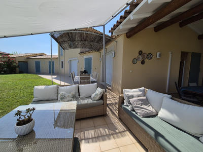 Maison - 250 m² - 11 pièces